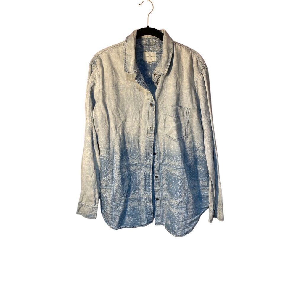 American eagle women’s bandanna, print ombre shirt, size small